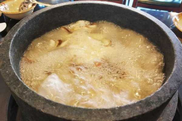 石锅炖汤好吗（石锅可以炖鸡汤吗）
