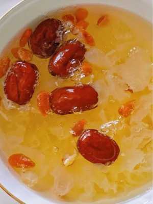 红枣炖汤的做法（红枣煲汤）