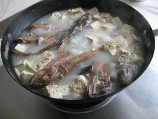 红头鱼炖汤怎么做好吃（红头鱼炖汤的做法）