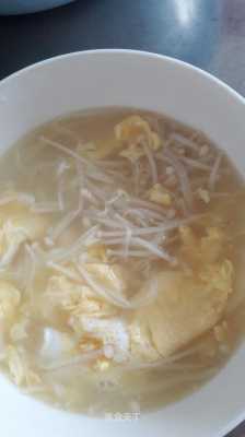 金针炖和蛋炖汤（金针鸡蛋汤的做法大全）