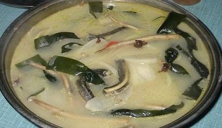 泥鳅和萝卜炖汤的营养（泥鳅和萝卜炖汤的营养功效）