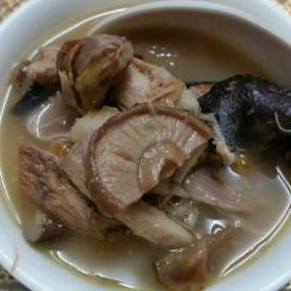 板栗淮山鸡炖汤的做法的简单介绍