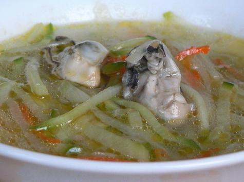 萝卜丝海蛎子猪肉炖汤（海蛎萝卜丝汤的做法）