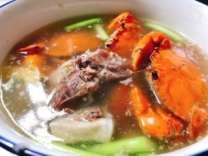 螃蟹和排骨炖汤的做法（螃蟹和排骨炖汤的做法窍门）
