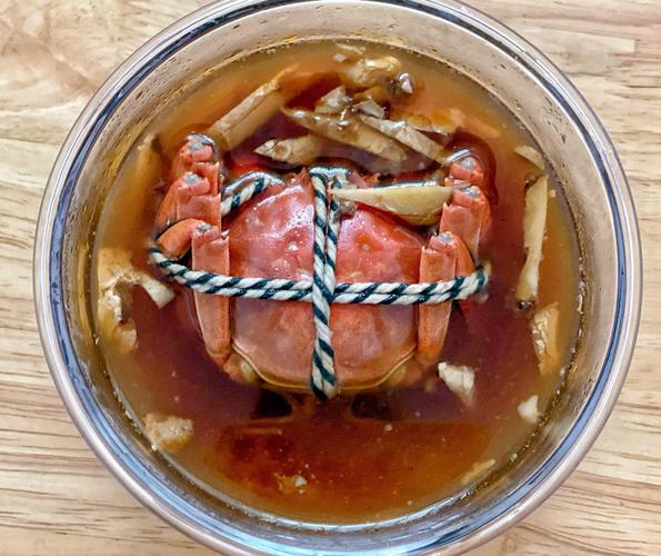 螃蟹炖汤怎么做好喝（螃蟹炖汤的做法大全窍门）