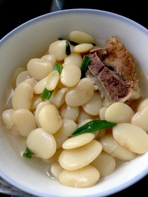 白米豆炖汤（白米豆的吃法）