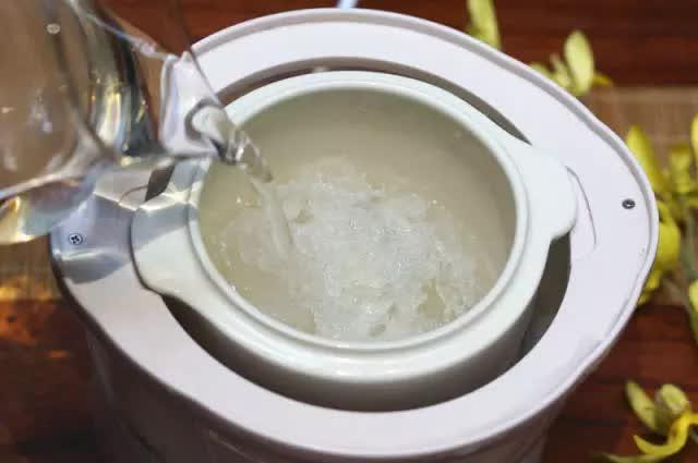燕窝铝制能够炖汤吗（燕窝铝制能够炖汤吗有毒吗）