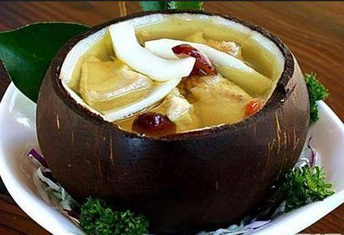 广州椰子炖汤（广东椰子煲鸡汤步骤）