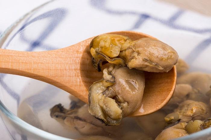 干海蛎炖汤（海蛎干炖鸡吃了作用与功效）