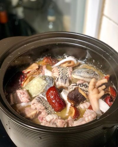 蛇和鸡炖汤做法（蛇和鸡煲汤怎么做好吃）