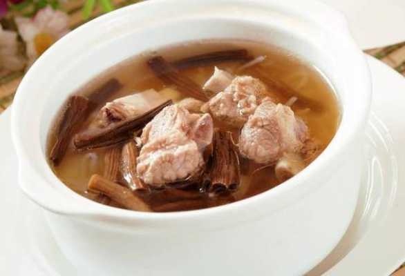 茶树菇猪肉炖汤（茶树菇煲猪肉）